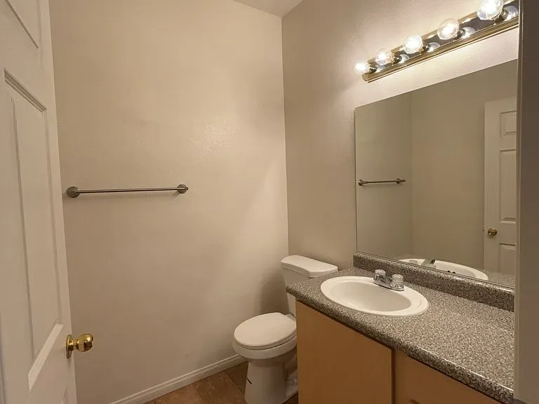4915 E Russell Rd #180-6 — Photo 10