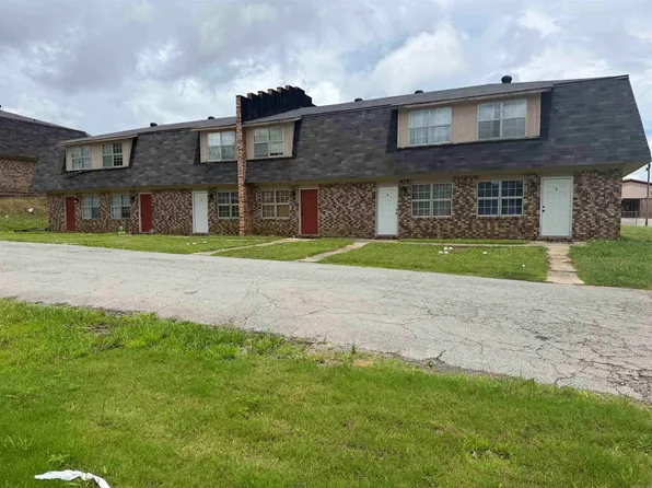 201 White Hall Ave, White Hall, AR 71602