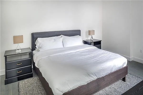 Rented by Park River | media 4