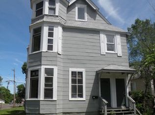 406 Jessamine Ave E, Saint Paul, MN 55130