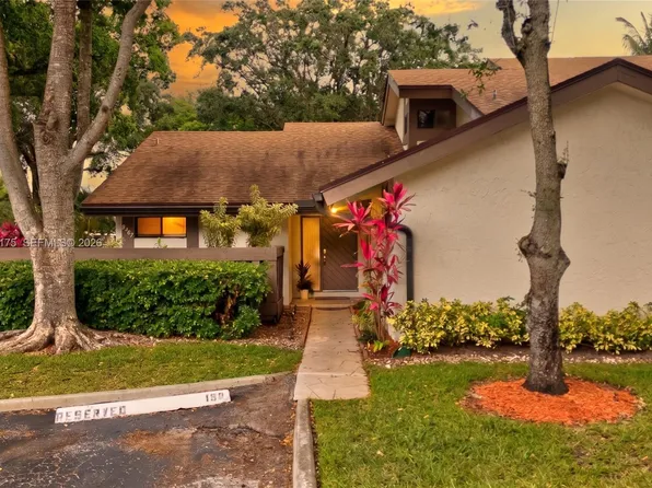 9367 SW 1st St #808, Plantation, FL 33324