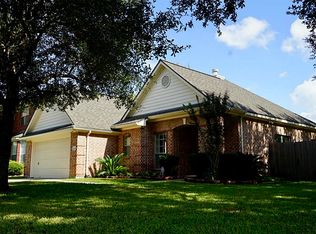 219 Windrift Ct, Sugar Land, TX 77479