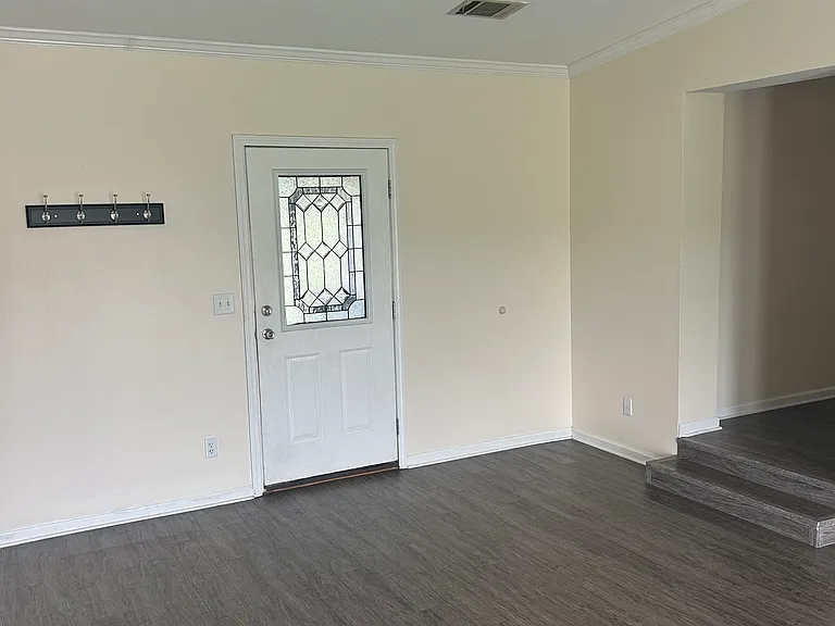 394 SW Lunsford Ter — Photo 16