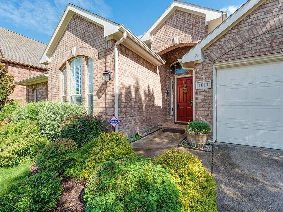 1st image of 1011 Elmgrove Ct