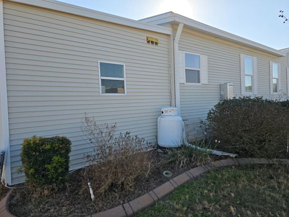 5th image of 4116 Rockrose Ln #614