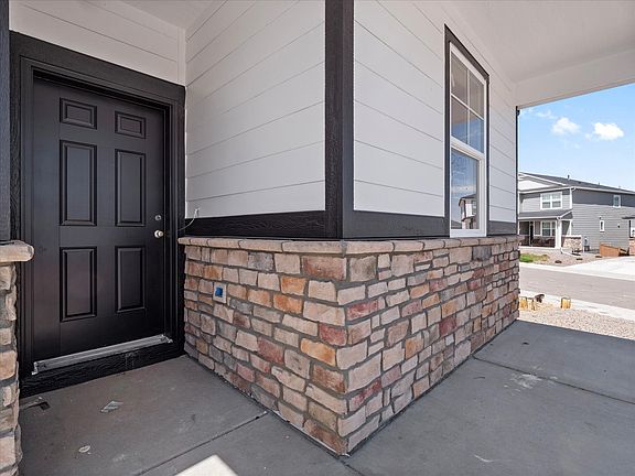 The Columbine floorplan at Sunstone at Terrain