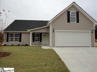 716 Fountainbrook Ln, Fountain Inn, SC 29644