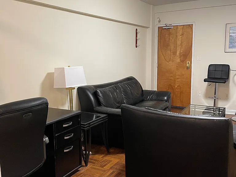 2141 I St NW #405 — Photo 9
