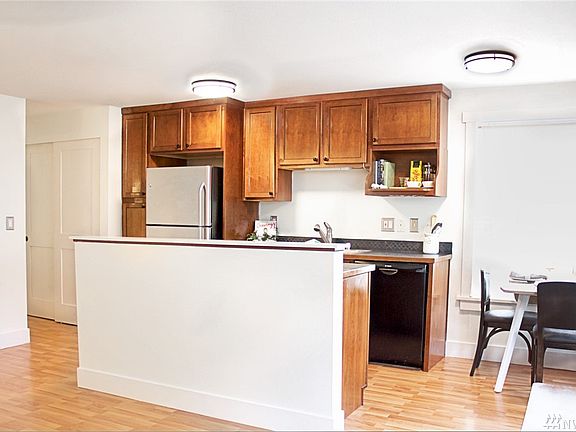 5th image of 418 N L St #18-4