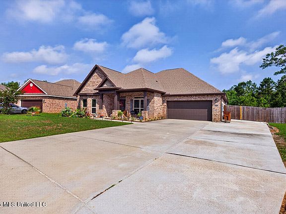 5th image of 10711 Chapelwood Dr