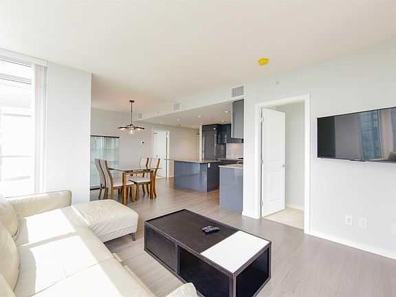 5th image of 6700 Dunblane Ave #2808