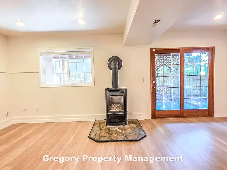 622 204th St SE — Photo 22