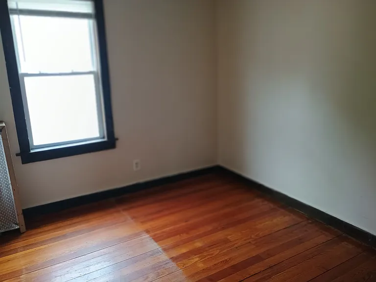 14 Randall St #2 — Photo 5