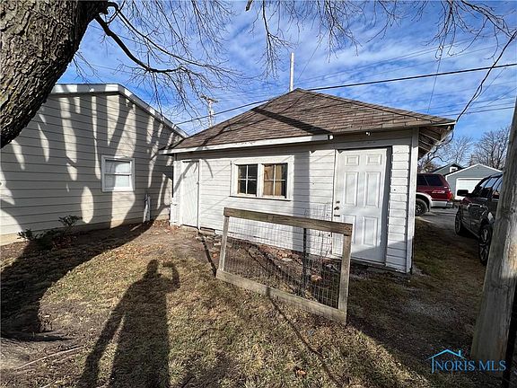 5th image of 420 W Main St #424