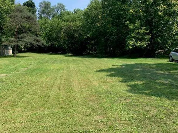 1036 N Larch St, Lansing, MI 48906