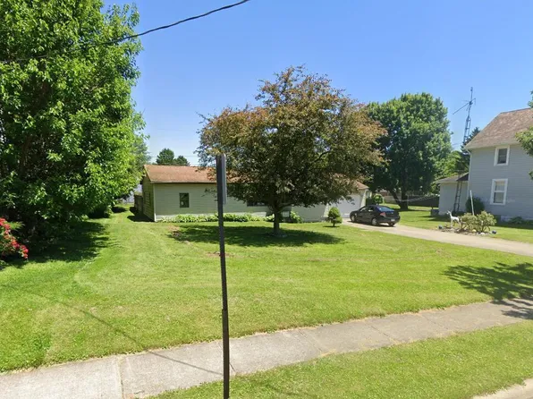 826 Sherman St, Bucyrus, OH 44820