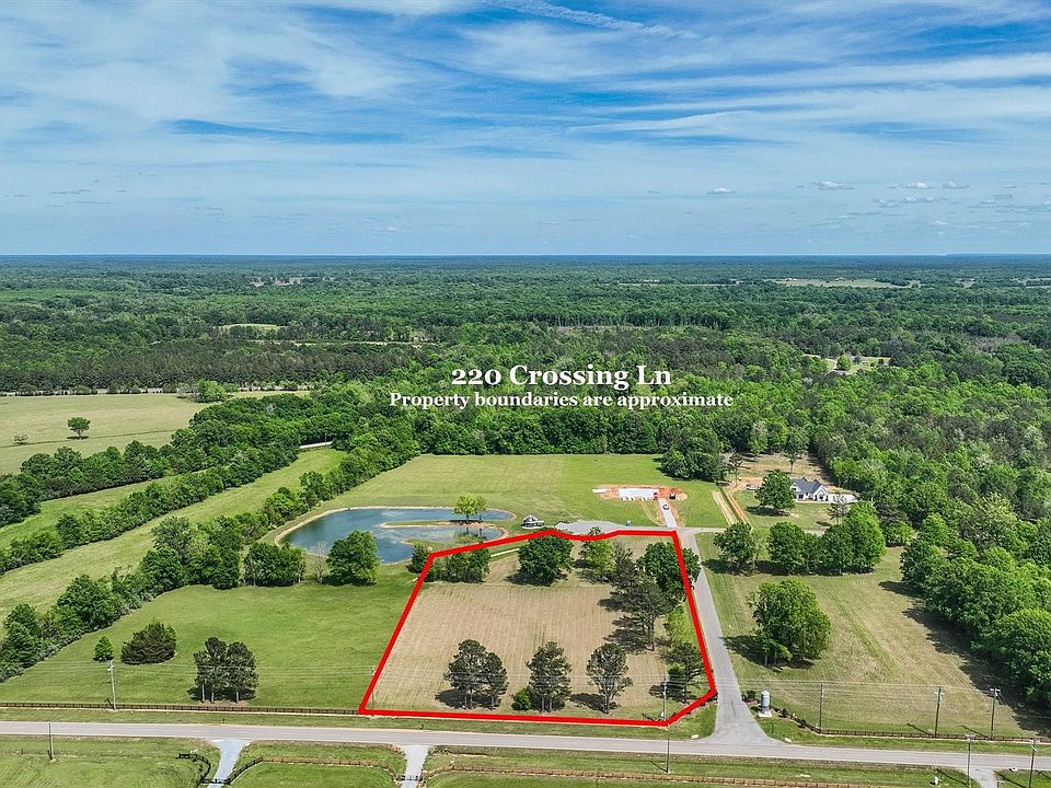 1st image of 220 Crossing Ln