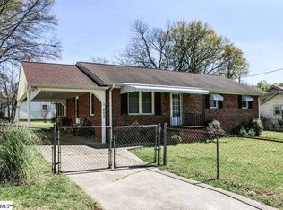 403 Pelham St, Greer, SC 29651