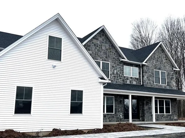 10 Empire Court #15, Cheshire, CT 06410