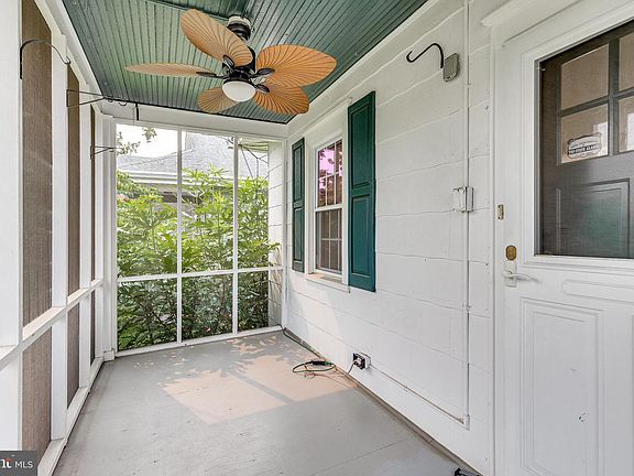 3rd image of 108 Ardmore Ave