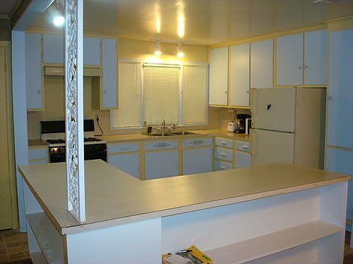 4th image of 211 S Youree St
