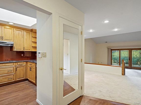 4th image of 118 Estate Drive