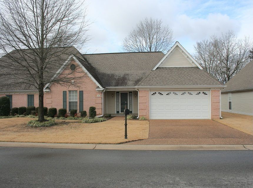 1st image of 315 Country Squire Ln