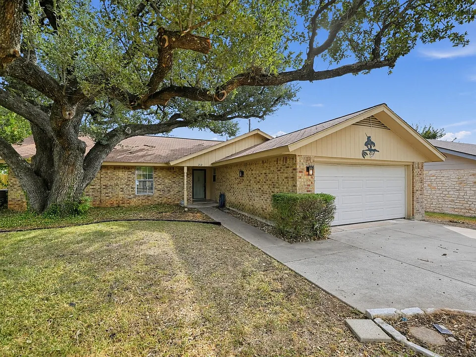 212 Burning Tree Dr