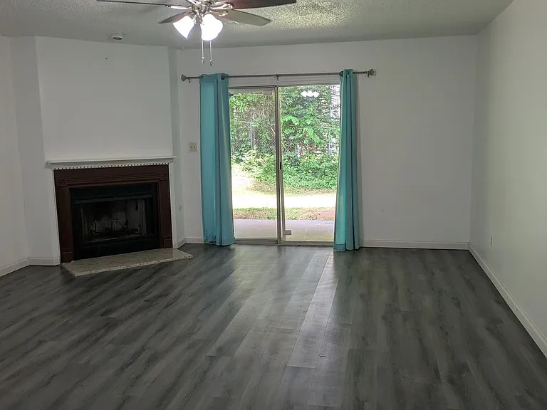 417 Ridgecreek Dr — Photo 4