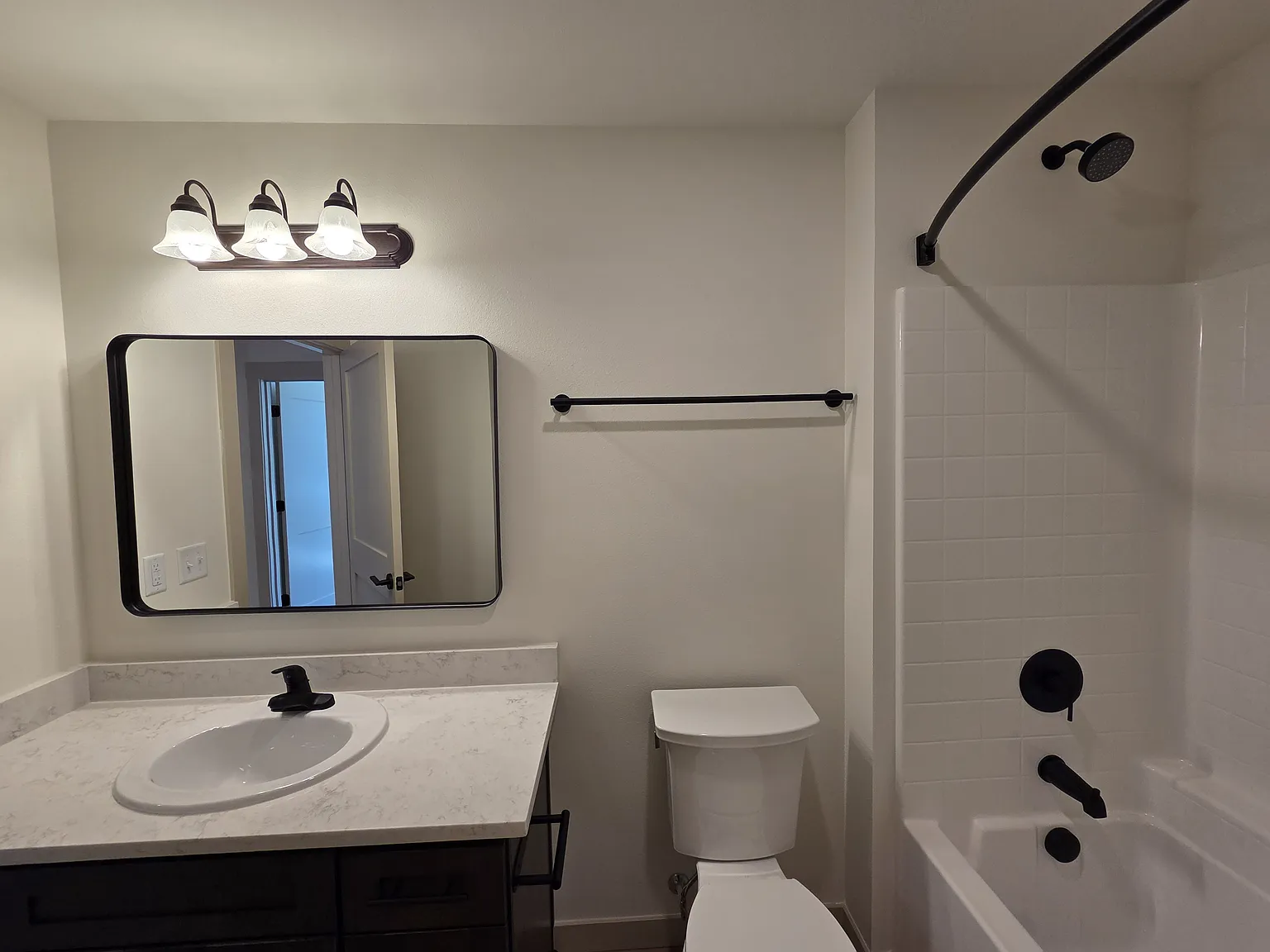 Hill's Town Apartments — Photo 3