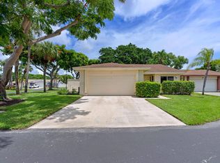 9 Danby Place, Boynton Beach, FL 33426
