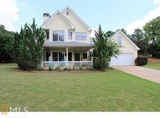 6955 Creek Ridge Dr, Gainesville, GA 30506