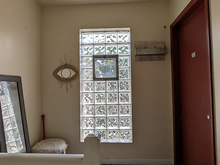 2654 W Rascher Ave #303 — Photo 26