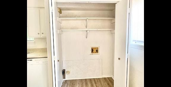 Laundry room in kitchen