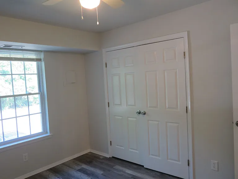 1100 Lakeview Ave — Photo 9