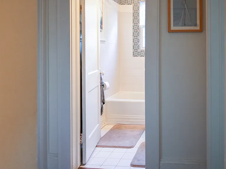 118 N Laurel Ave #2 — Photo 16