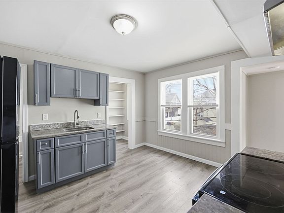 5th image of 21-23 Continental St