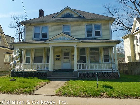 3rd image of 902 Rogers St APT 1E