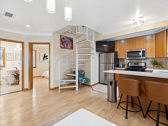 4th image of 42 Ella St