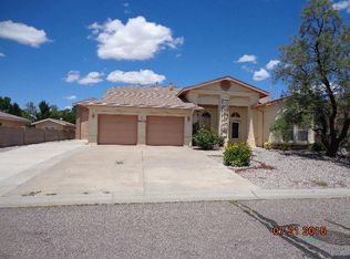 2885 Oak Hills Dr SE, Rio Rancho, NM 87124