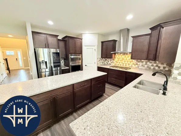 N56W24131 Sussex Preserve Blvd, Sussex, WI 53089
