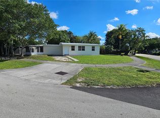 Lake Forest Sec One, West Park, FL 33023