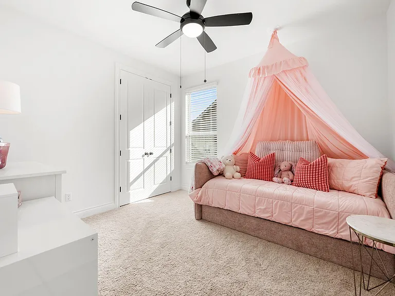 1301 White Daisy Ln — Photo 26