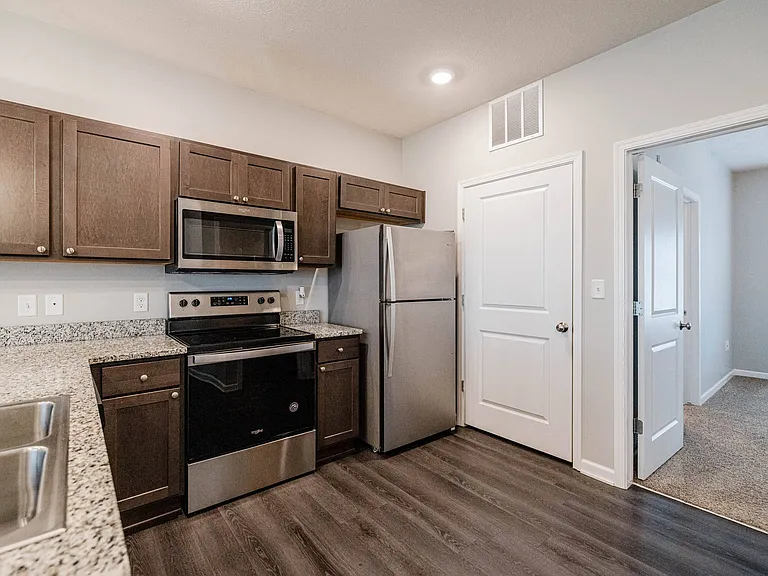 Trailview Apartments at Pioneers Park — Photo 34