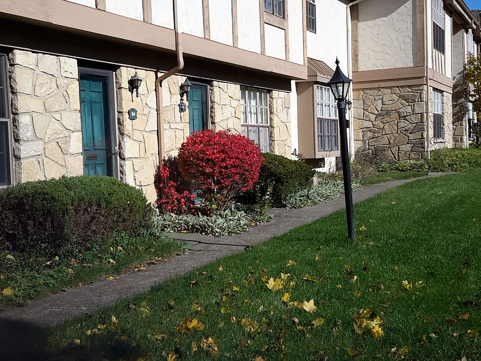 1st image of 84 Stornoway Dr W