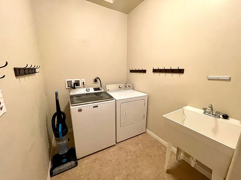 3276 Duvall Ave — Photo 29