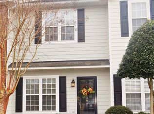 6 Belhaven Dr, Clayton, NC 27520