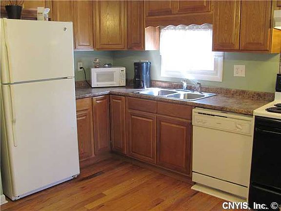2nd image of 8001 Marlin Dr #A