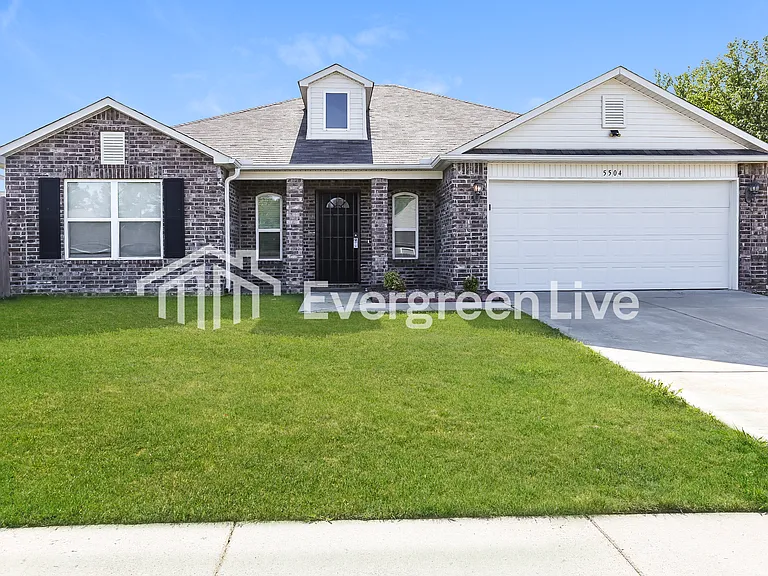 5504 Bundy Dr — Photo 1