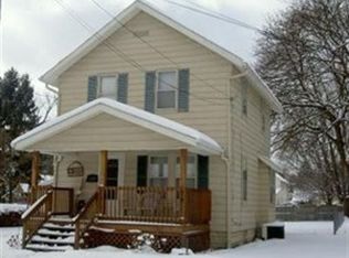 220 17th St NW, Barberton, OH 44203